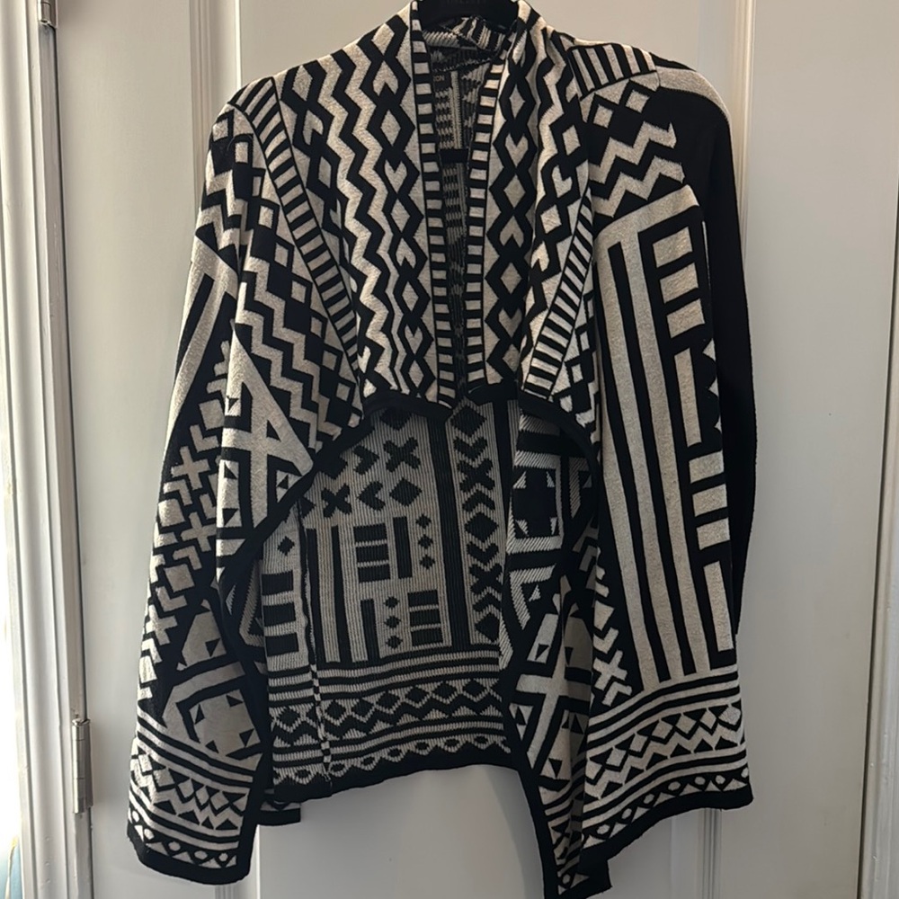Geometric Black and White Cardigan